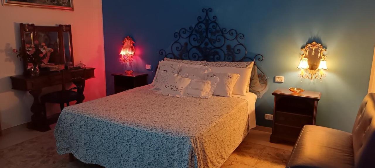 Amanda'S Suite Taranto Exterior photo
