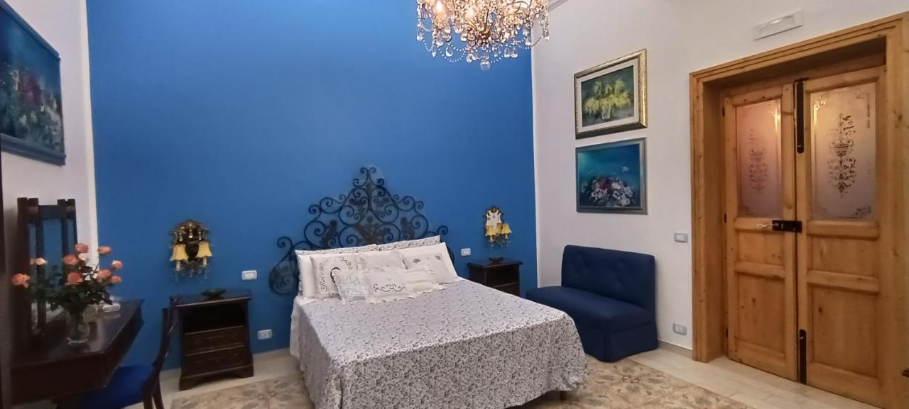 Amanda'S Suite Taranto Exterior photo
